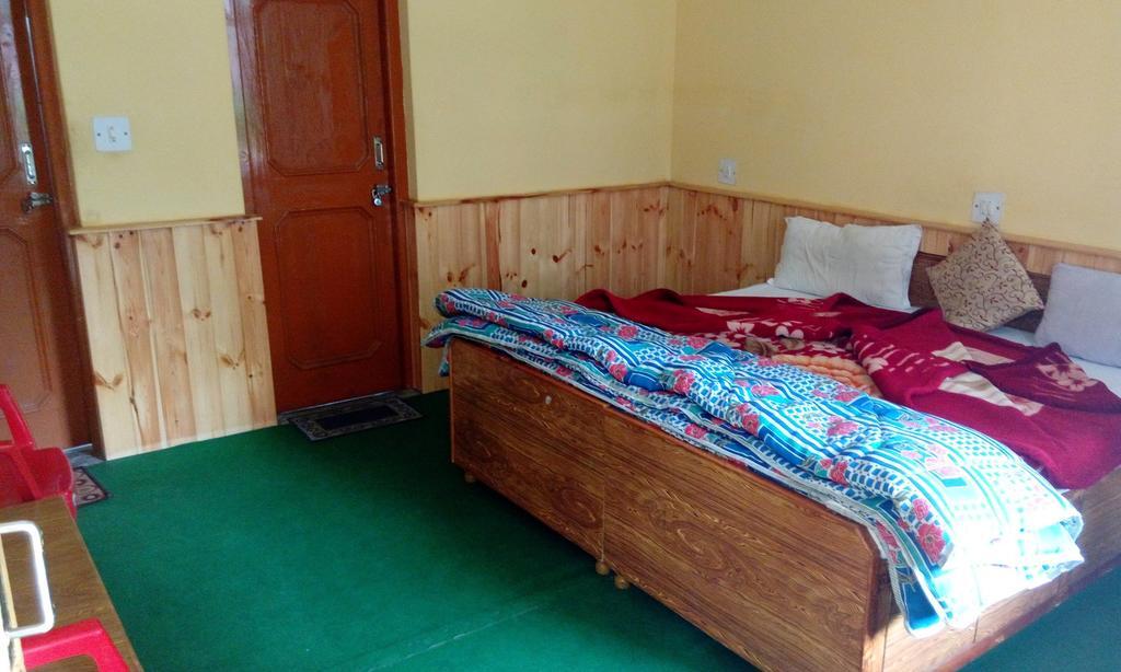 Suraj Cottage Manali Habitación foto